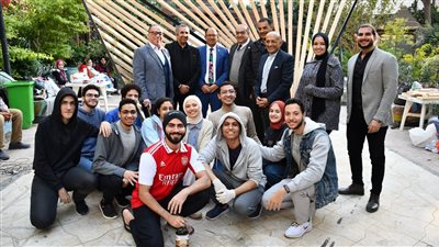 رئيس جامعة حلوان يفتتح معرضا لمشروعات طلاب قسم العمارة بكلية الفنون الجميلة