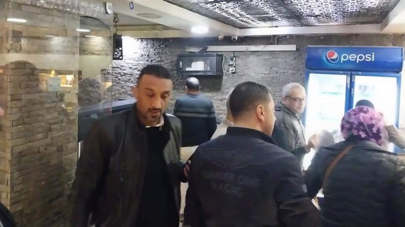 رفع مخلفات في حملة