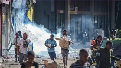 قتلى ونهب متاجر وإشعال نيران، ماذا يحدث في بابوا غينيا الجديدة؟