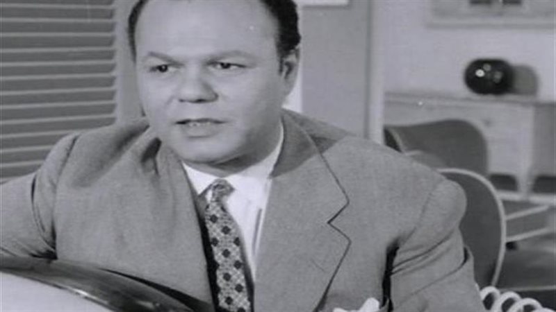 المطرب عبد العزيز