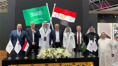 السياحة تعلن تشكيل لجنة مشتركة لمراقبة موردي الأغذية لحجاج قرعة الحج السياحي 