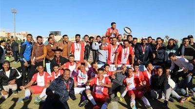 وزير الرياضة ومحافظ الوادي الجديد يشهدان نهائي دوري مراكز شباب المحافظة