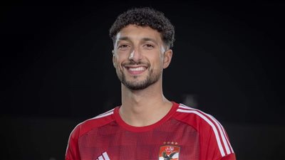 الأهلي يحتفي بالفلسطيني وسام أبو علي بطريقة خاصة (صور)