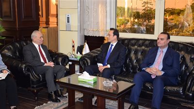 محافظ الأقصر يستقبل رئيس لجنة مقاطعة خنان الصينية لبحث سبل التعاون المشترك