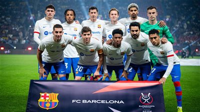 تشافي يعلن تشكيل برشلونة استعدادا لمواجهة ريال مدريد في السوبر الإسباني 