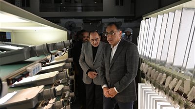 رئيس الوزراء خلال جولته بالعين السخنة: الأزمة الاقتصادية مثلت فرصة رائعة لتعميق نسبة المكون المحلي، وميناء السخنة تحفة هندسية رائعة 