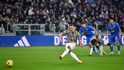 يوفنتوس يهزم ليتشي بثلاثية في الدوري الإيطالي 