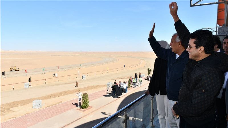 أشرف صبحي ومحافظ