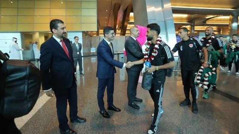 منتخب العراق يصل