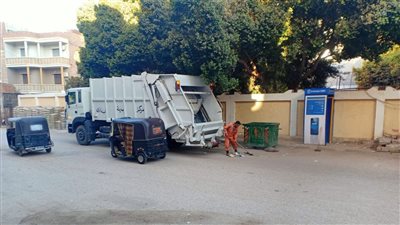 رفع 380 طن مخلفات وتسوية طرق في ديروط والبداري وصدفا بأسيوط 