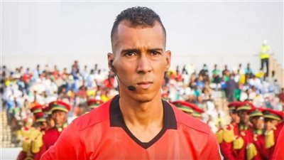 الموريتاني دحان بيدا حكما لمباراة الإياب بين بيراميدز والجيش الملكي في ربع نهائي أفريقيا