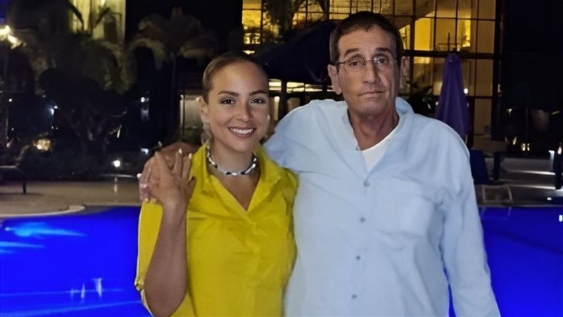 ريم البارودي ووالدها،