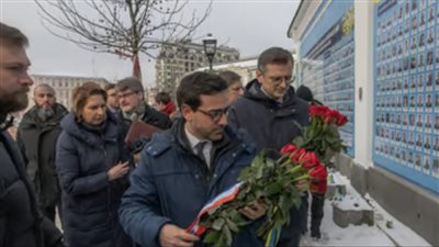 وزير الخارجية الفرنسي يبدأ أولى مهامه بزيارة إلى كييف 