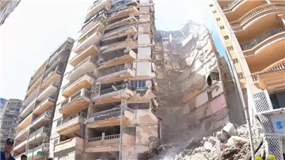 رئيس حي السيدة زينب عن العقار المنهار: لا توجد وفيات أو إصابات