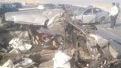 مصرع شخص وإصابة 5 آخرين بحادث تصادم سيارتين بمدينة نصر (صور)