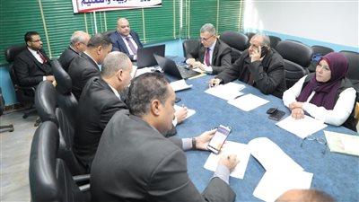 غرفة عمليات الثانوية بالوادي الجديد: متابعة لحظية وانتظام امتحانات صفوف النقل 