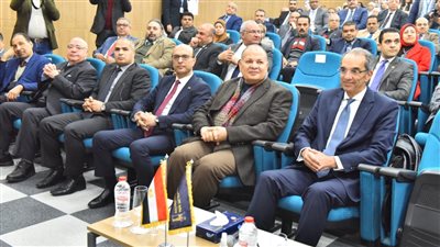 وزير الاتصالات من أسيوط: صادرات القطاع وصلت لـ 3.7 مليار دولار خلال 2023 (فيديو) 