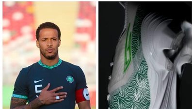 مصنوع من المخلفات، لاعب نيجيريا يرتدى أغرب حذاء في أمم أفريقيا 