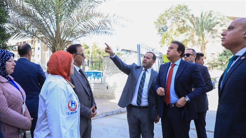 جولة تفقدية لوزير