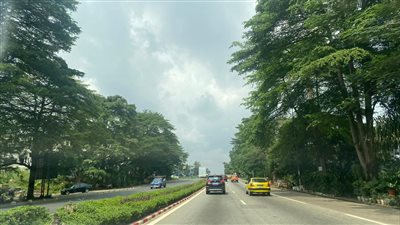 شاهد آراء مشجعي مباراة مصر وموزمبيق من أمام ملعب المباراة (فيديو)