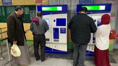 زيادة ماكينات صرف التذاكر TVM في المحطات عالية الكثافة للقضاء على الزحام 