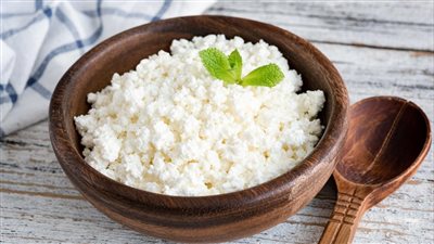 طريقة عمل الجبنة القريش للتوفير في الميزانية