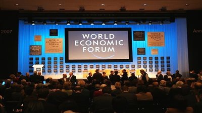 بحضور أكثر من 60 رئيس دولة وحكومة.. القضايا الاقتصادية والأحداث الجيوسياسية أبرز الملفات المطروحة على طاولة المنتدى الاقتصادي العالمي بسويسرا.. وتخوفات مستقبلية من هذه الأمور