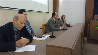 رئيس جامعة حلوان: ندعم المشروعات البحثية التي تستهدف حل مشكلات بالمجتمع