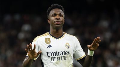 فينيسيوس جونيور يقود هجوم ريال مدريد أمام إشبيلية في الدوري الإسباني 