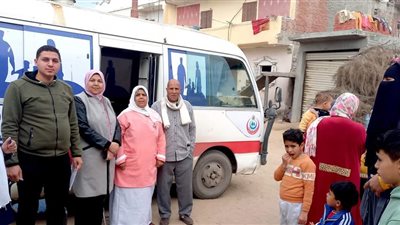 تقديم الخدمات الطبية لـ310 مواطنين بقافلة سكانية بالبحيرة