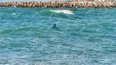 انتشال جثمان الطالب الغريق يوسف علي في الإسكندرية 