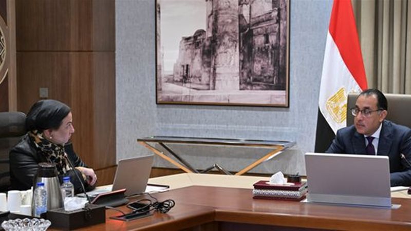 وزيرة البيئة ورئيس