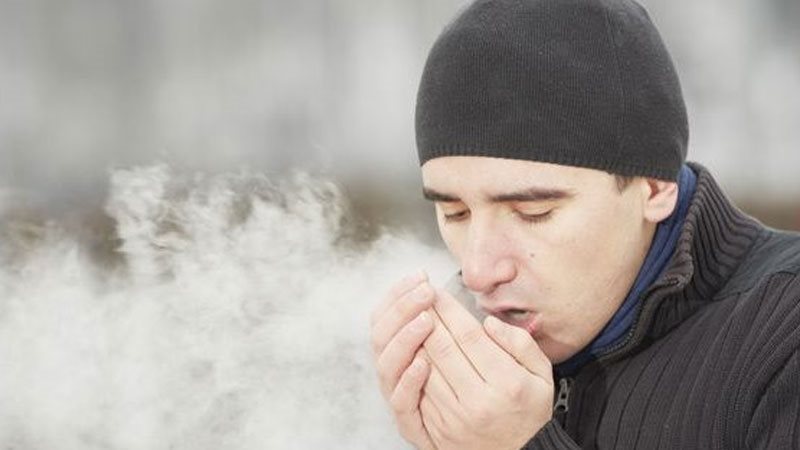 أعراض عضة البرد،