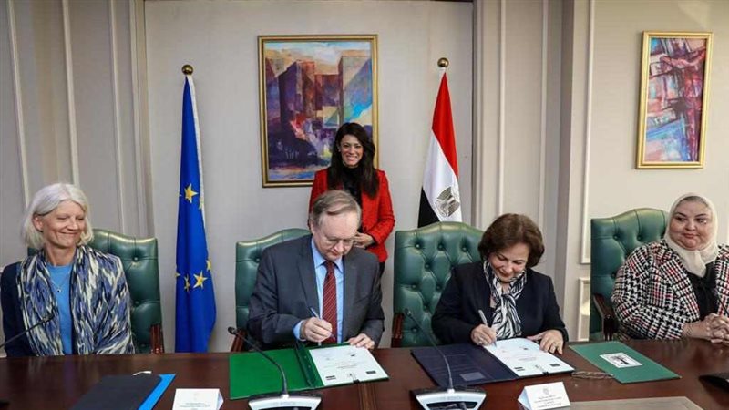  توقيع اتفاقية المبادرة