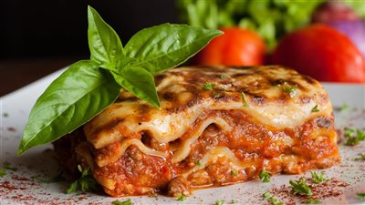 طريقة عمل اللازانيا، ألذ وأسهل أكلة إيطالية