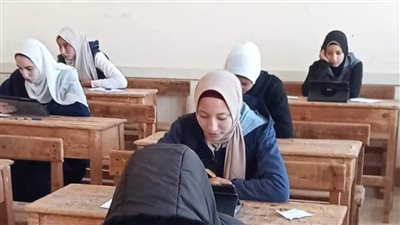 44 ألف طالب بالصف الأول الثانوي يستعدون اليوم لأداء امتحان مادة الأحياء بالبحيرة 