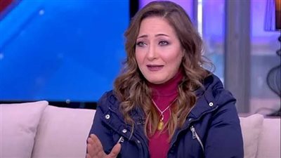 عنبر تكشف حقيقة طردها من نقابة المهن التمثيلية، وأشرف زكي يرد