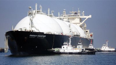 تداعيات الهجمات الإسرائيلية على إيران، خطة طوارئ للبترول توقف إمداد الغاز عن المصانع، أبو المكارم: مصانع الأسمدة تتأثر سلبا، والصناع يطالبون بتوضيح الأنشطة المتأثرة بالقرار 