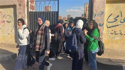 طلاب الصف الثاني الثانوي بالقاهرة: المراقبون طلبوا مننا نخلص امتحان التابلت بسرعة قبل قطع النور