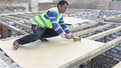 تضامن الفيوم تشارك في إعمار المنازل المتهالكة ضمن مبادرة ستر ودفا