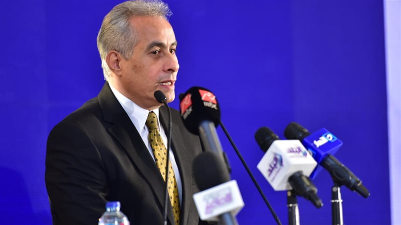 حسن شحاتة وزير العمل،فيتو