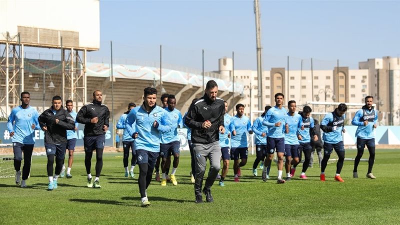 بيراميدز، فيتو