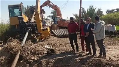 توزيع 50 حاوية قمامة بشوارع الزينية في الأقصر