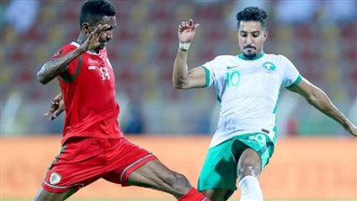 السعودية تحقق الريمونتادا وتخطف فوزا مثيرا من عمان في أمم آسيا