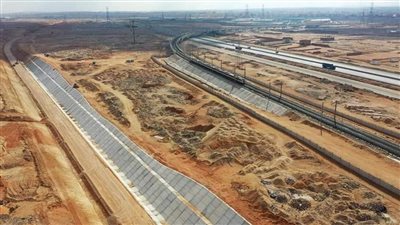 آخر تطورات الأعمال الإنشائية لخط السكة الحديد الروبيكى- بلبيس (صور)