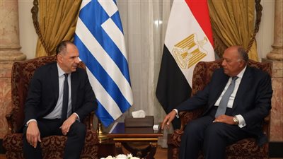 بدء لقاء ثنائي مغلق بين وزير الخارجية ونظيره اليوناني 