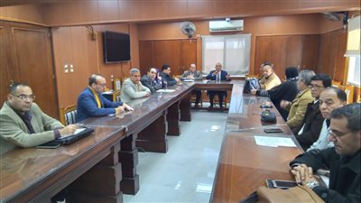 وكيل تعليم الدقهلية يجتمع بمسئولي المتابعة استعدادا لامتحانات الشهادة الإعدادية