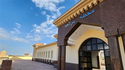 النقل تعلن انتهاء أعمال تطوير محطة قطار بئر العبد (صور)