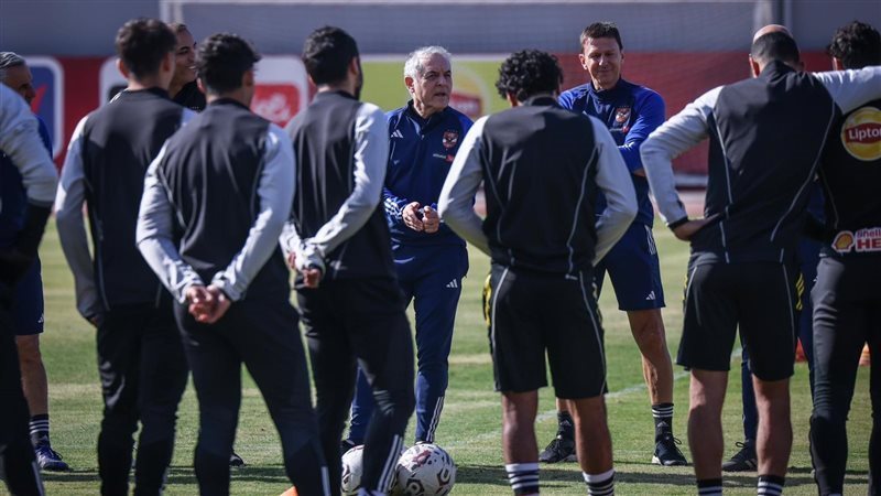 الأهلي، فيتو