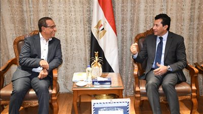 تفاصيل لقاء وزير الشباب والرياضة مع رئيس النادي الإسماعيلي 